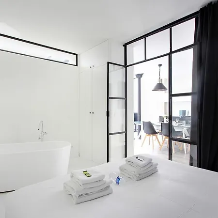 Cmg Delta / Montmartre