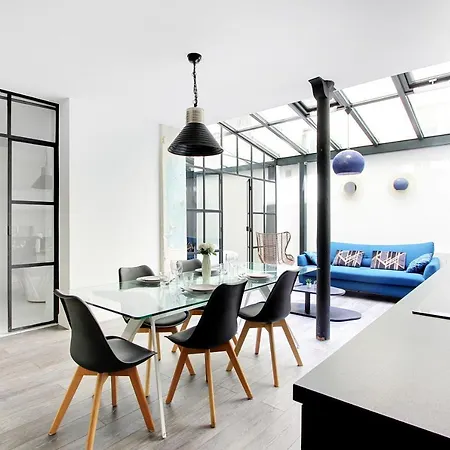 Cmg Delta / Montmartre * París