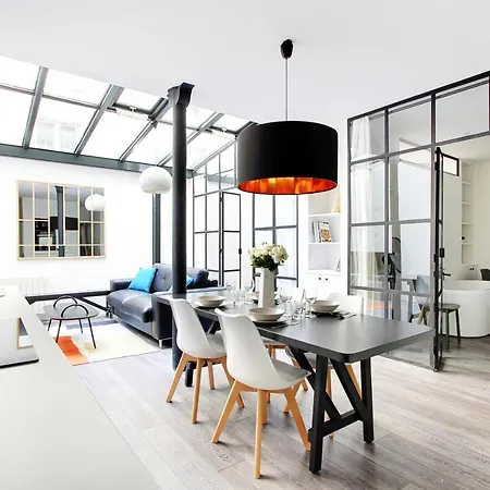 Cmg Delta / Montmartre *
